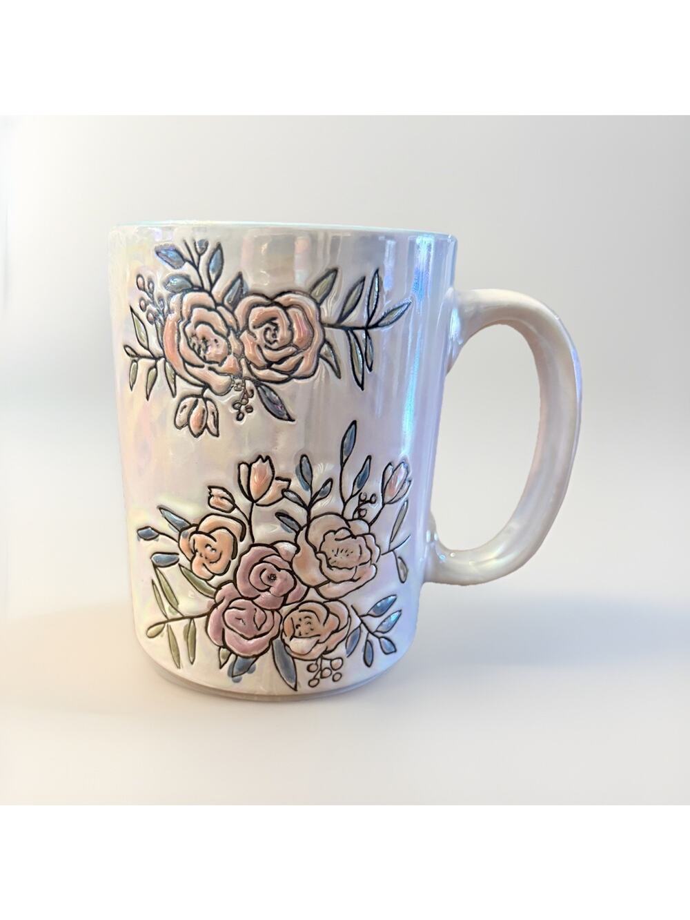 SPECTRUM 2020 Rose garden coffee mug ceramic iridescent engraved floral EUC